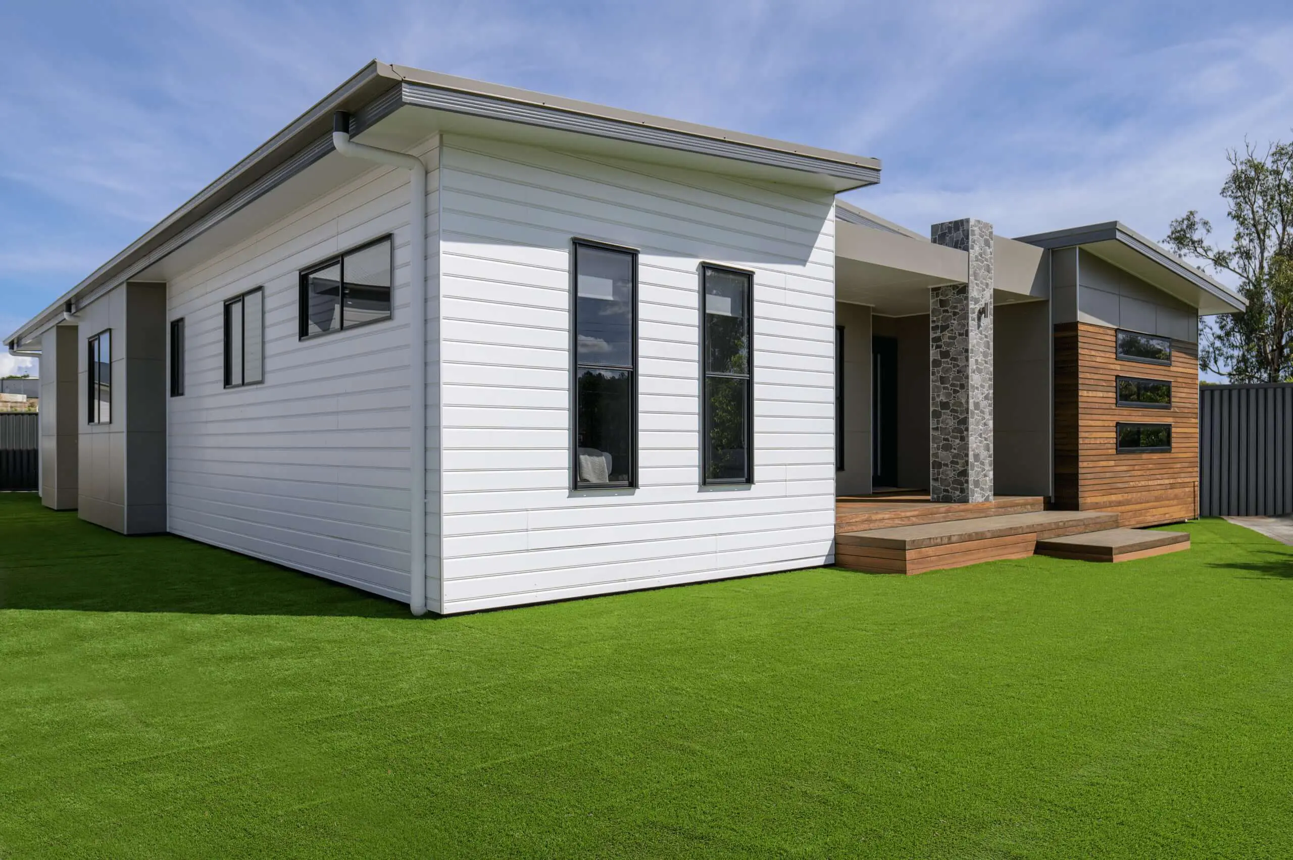 Residential - Acreage Homes